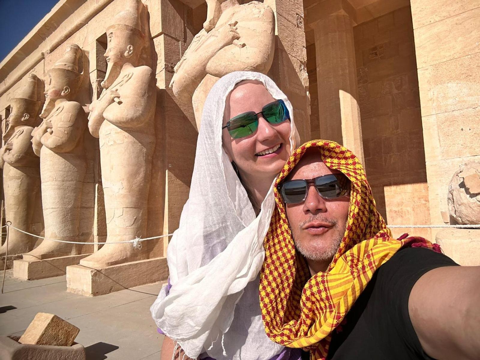 Bella Casa Pyramids Inn Nazlet el-Sisi Bagian luar foto
